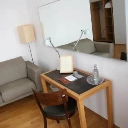 Lorenz Hotel 3*