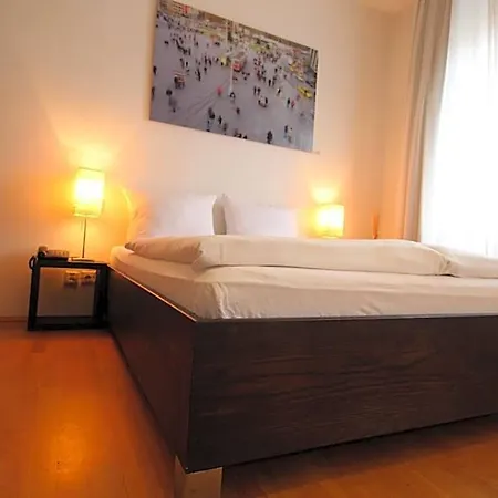 Lorenz Hotell 3*